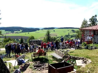 Fotografie ze závodu