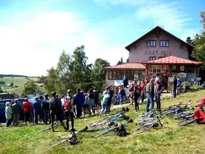 Fotografie ze závodu